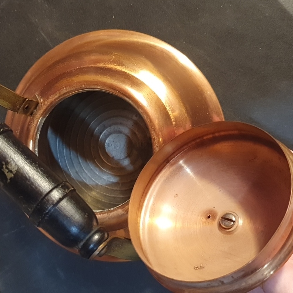 True Vintage genuine Copper tea pot kettle - Picture 5 of 9